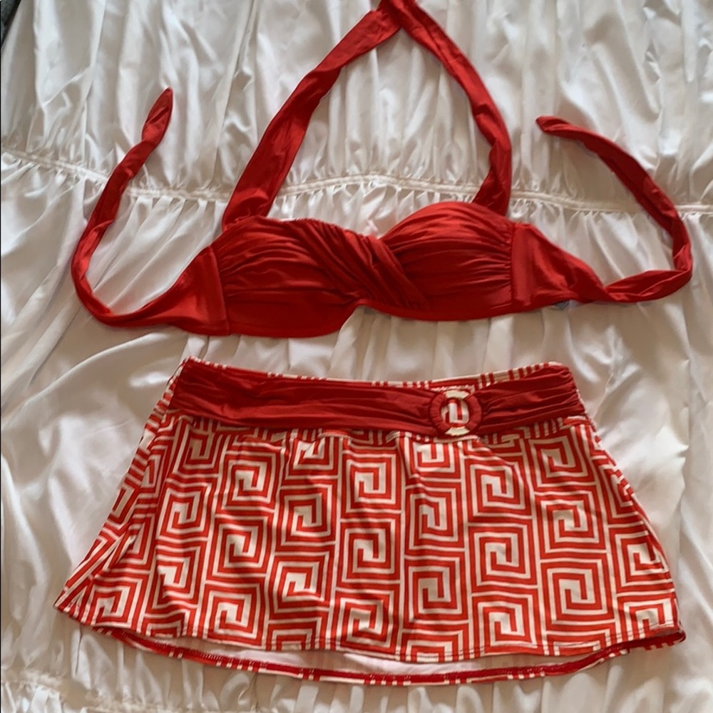 Antonio Melani Two Piece Suit wi/Skirt